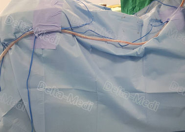 Стерильный хирургический позвоночник задрапировывает пакет с жидкостным мешком собрания, держателями трубки, продолговатой фенестрацией